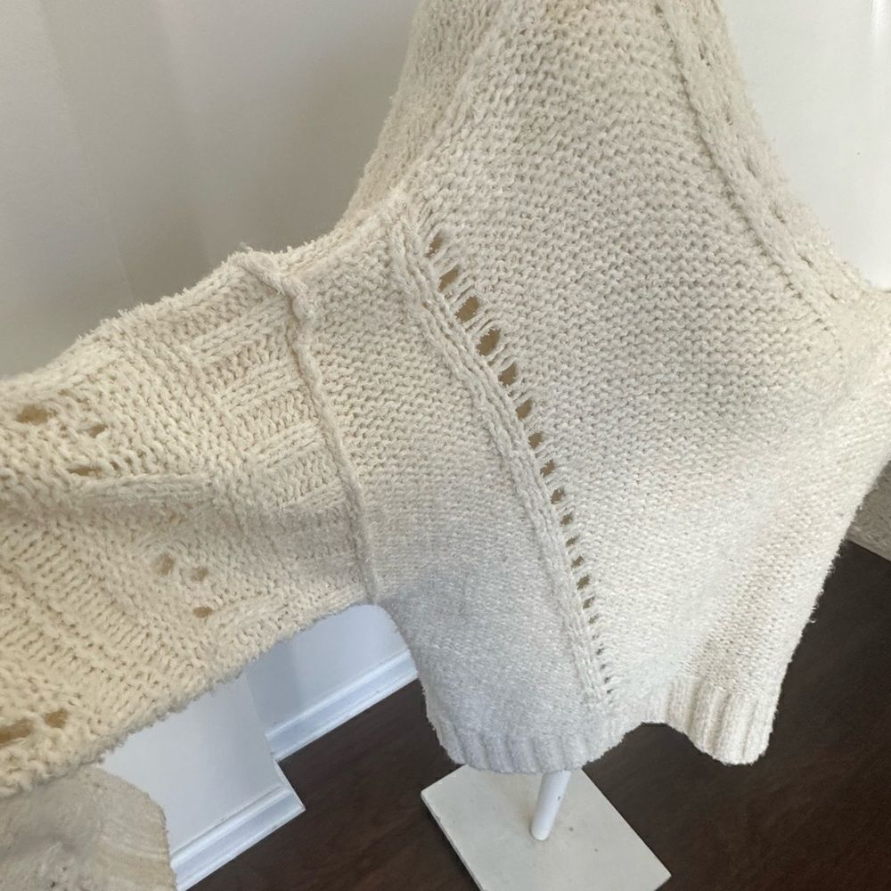 Anthropologie Pilcro Marla Ivory V-Neck Cropped Oversized Sweater XS-M - Picture 4 of 9